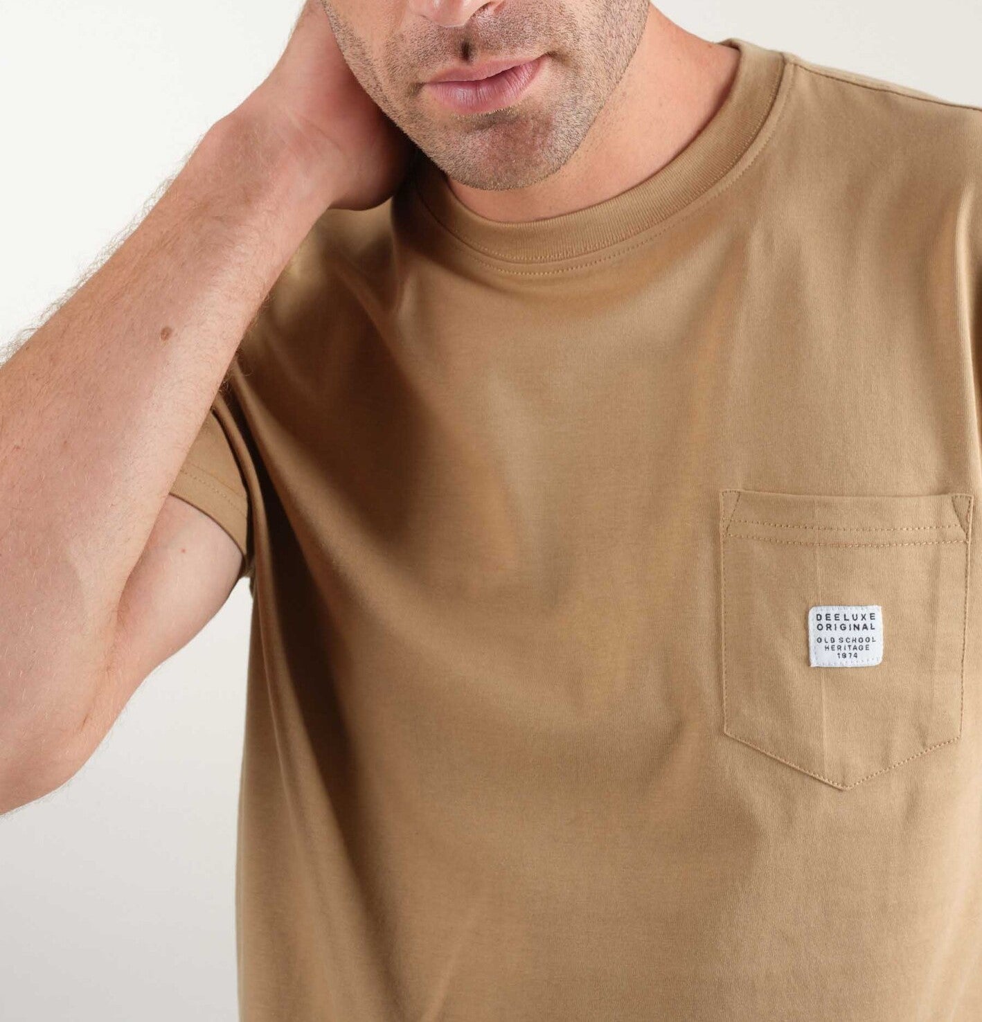 T-SHIRT BASITO P1001M CARAMEL